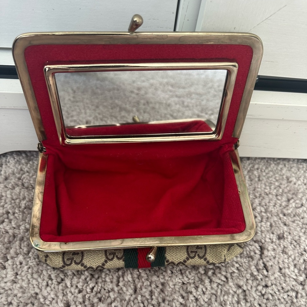 KissLock mirror GG purse/makeup purse